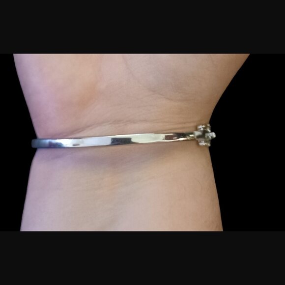 925 Sterling Silver Square Cut Black 7" Hinged Bangle Bracelet - Picture 3 of 8